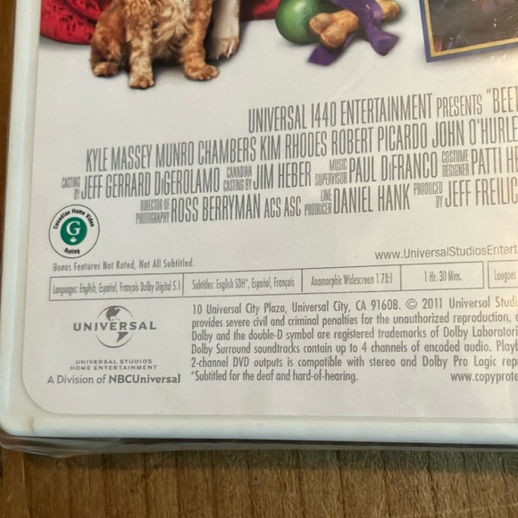 DVD: Beethoven's Christmas Adventure - factory sealed - Picture 3 of 4